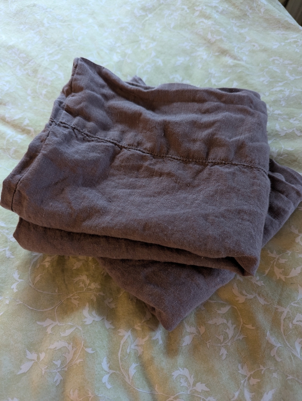 Pottery barn linen king pillowcase set plum